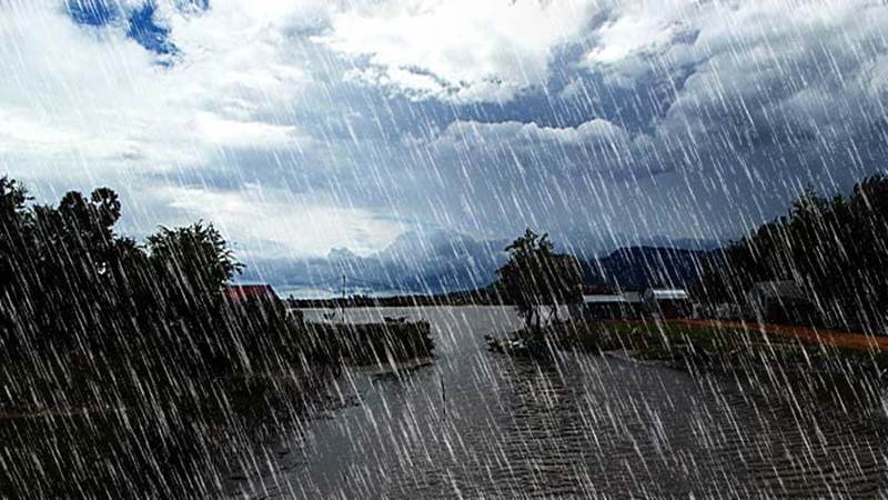 MP Weather Update: भोपाल-इंदौर समेत 40 से अधिक जिलों में भारी से अति भारी बारिश का अलर्ट, कई जिलों में रेड और ऑरेंज अलर्ट जारी